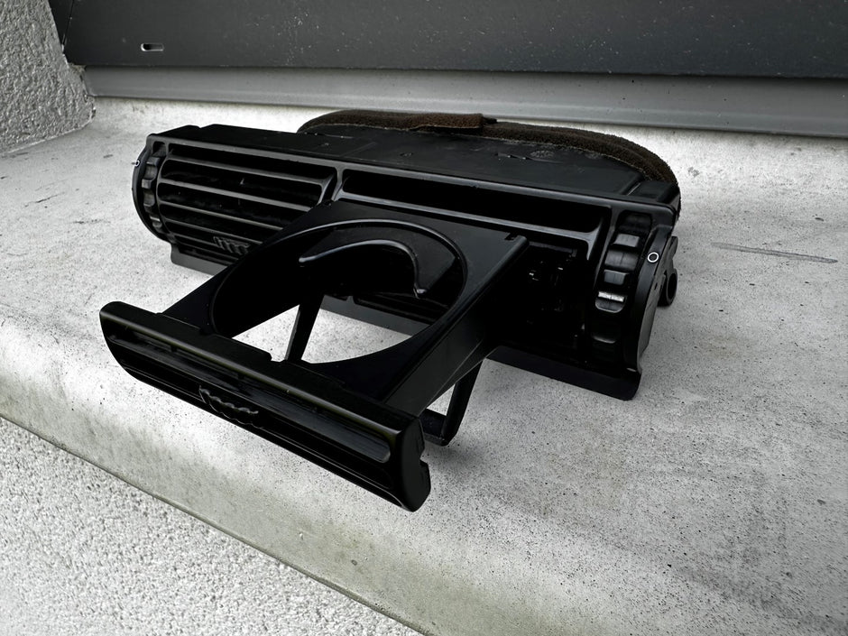 Getränkehalter-Entlüftung BMW E30