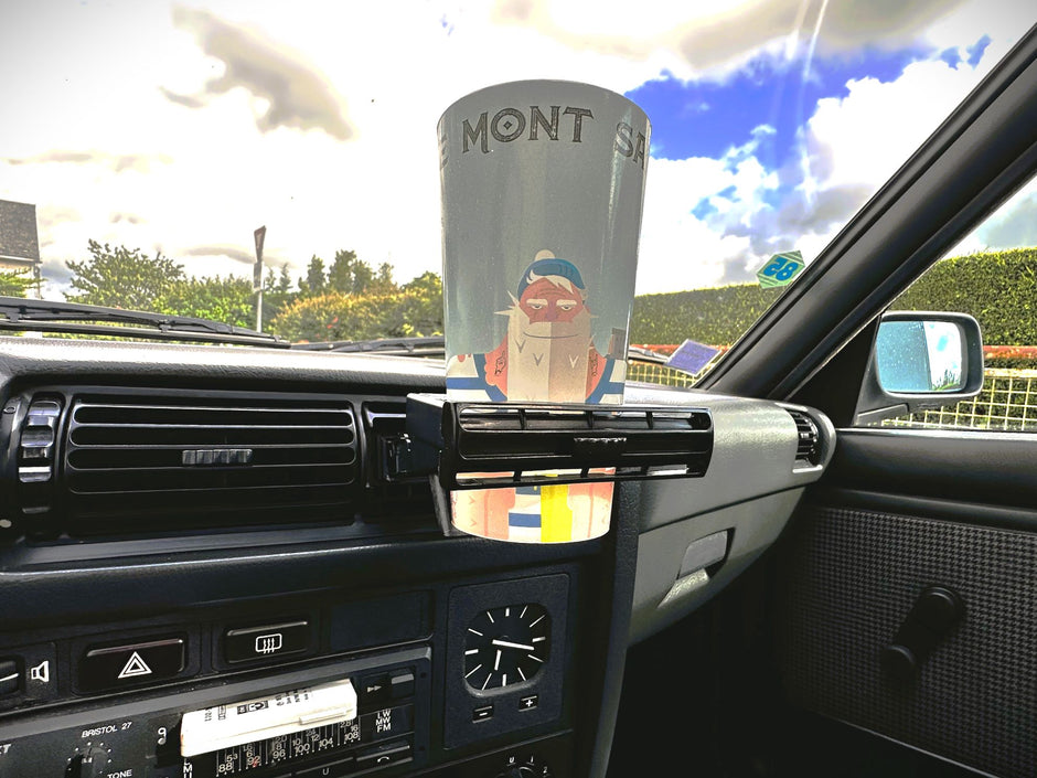 Getränkehalter-Entlüftung BMW E30