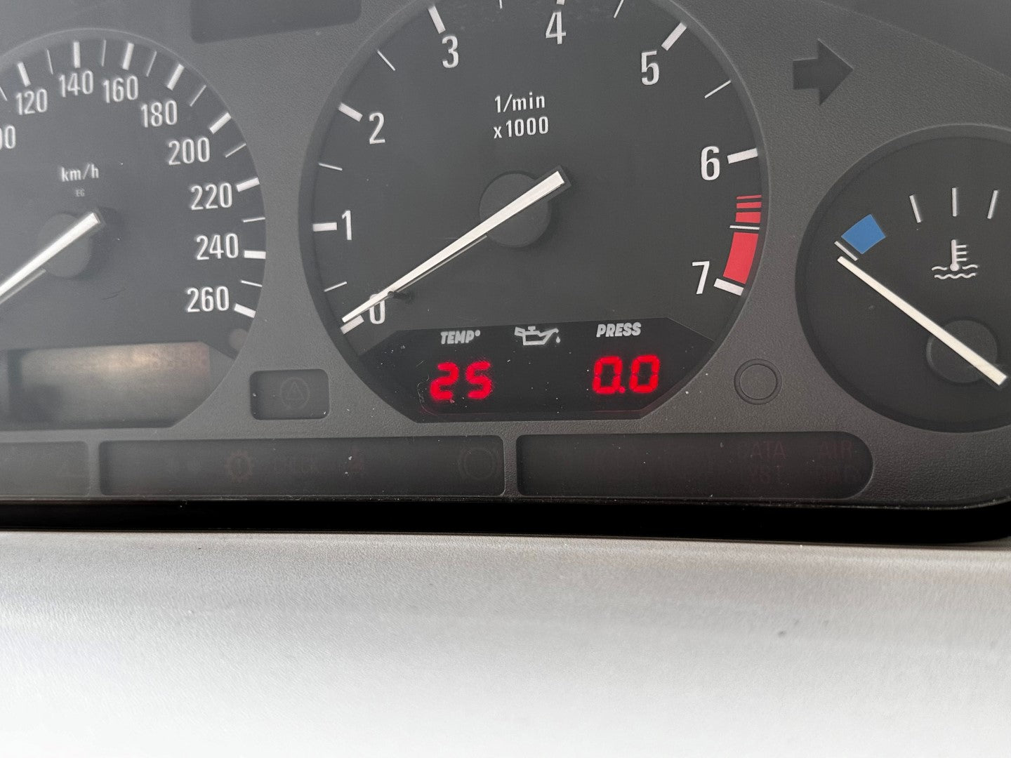 Jauge de compteur digitale temp et pression d'huile - BMW E36