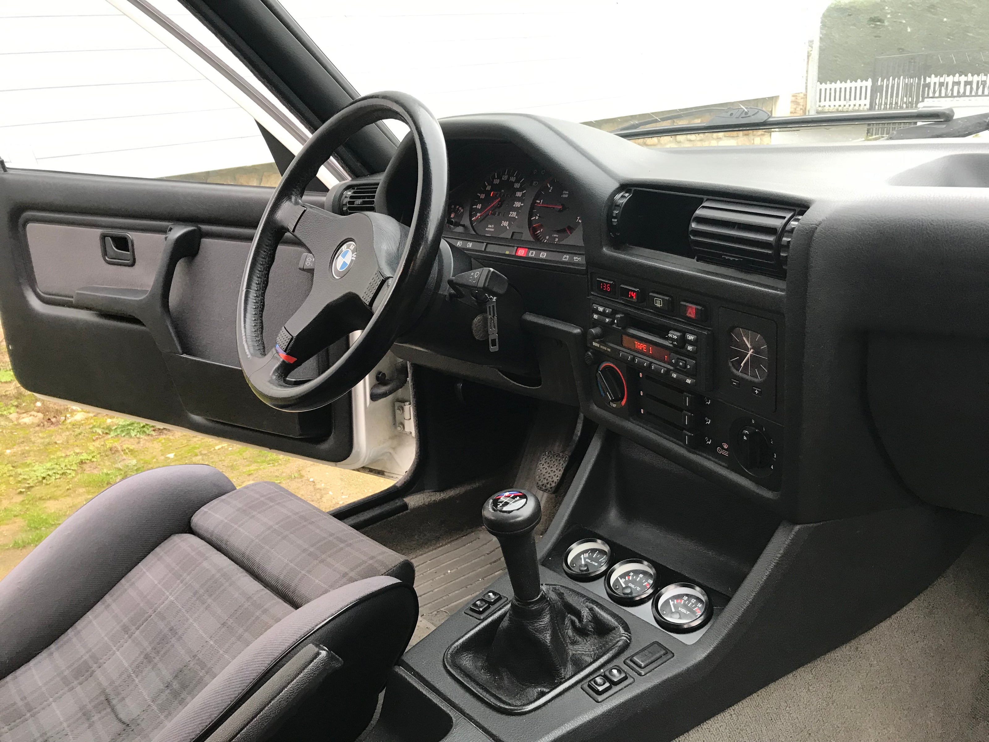 Aschenbecher-Instrumenten-Pod - BMW E30