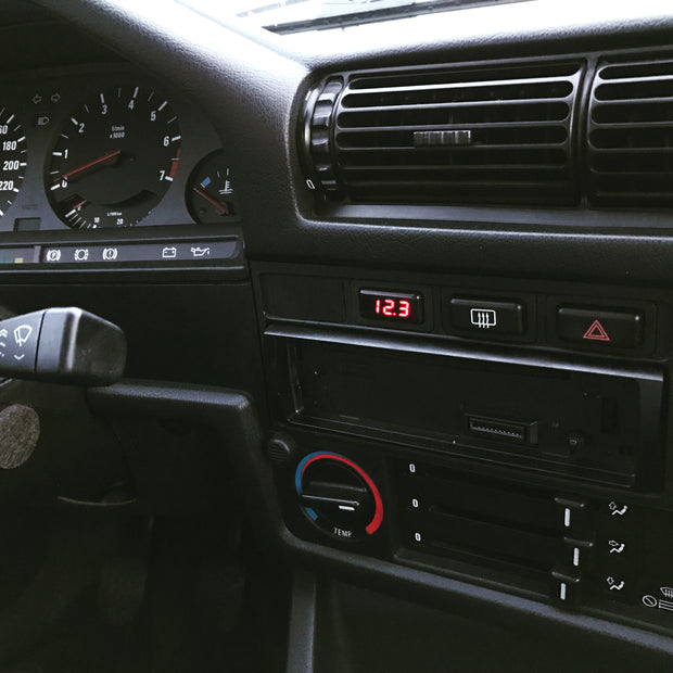 Voltmeter für BMW E30 E28 E24