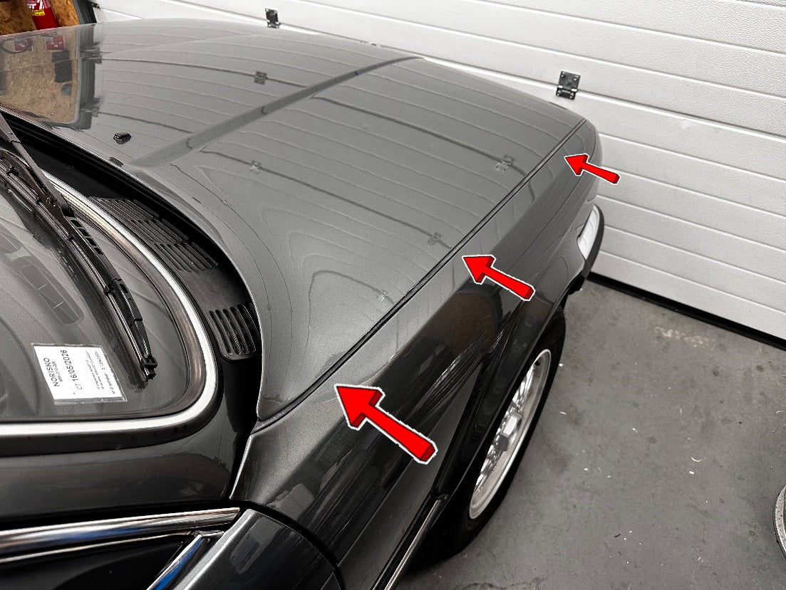 Paire de joint de capot M Sport pour E30 OEM 51712233121 and 51712233122 (droite et gauche)